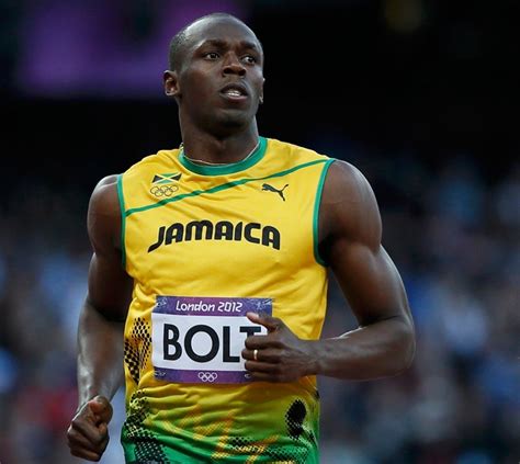 El hombre más rápido del mundo Usaint Bolt pasa a la final de los 100