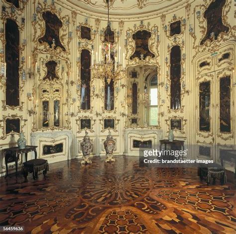 95 Schonbrunn Palace Interior Stock Photos, High-Res Pictures, and ...