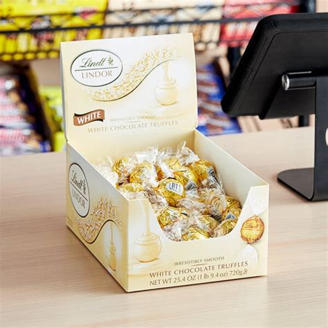 Lindt Lindor White Chocolate Truffles 60 Case