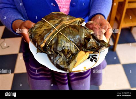 Pachamanca cocinadas a la piedra en el restaurante Baños Termales de