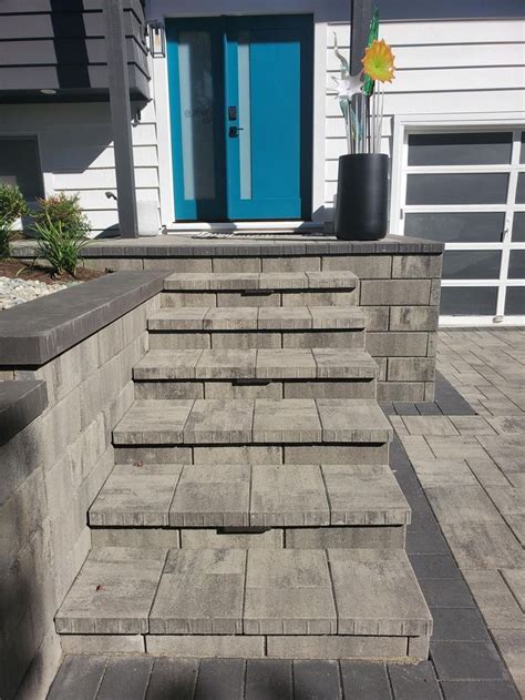 Belgard Catalina Grana Paver Treads In Rio W Melville Tandem Wall