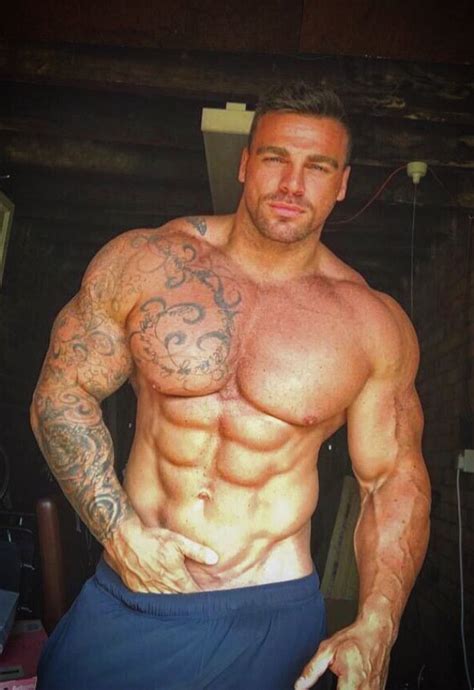 Pin By Duncan N On Fit Men Beefy Men Men Gym Boy