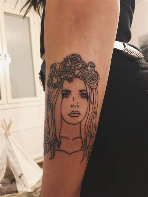 Lana del rey tattoo | Pop art tattoos, Ink tattoo, Aesthetic tattoo