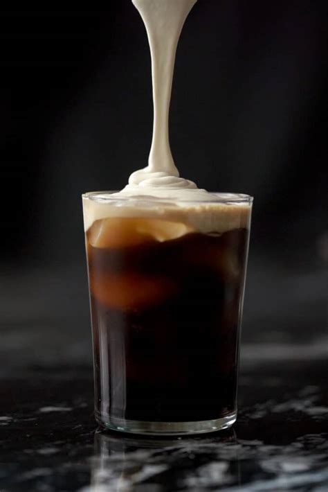 Keto Salted Caramel Cream Cold Brew (Starbucks Copycat!) - gnom-gnom