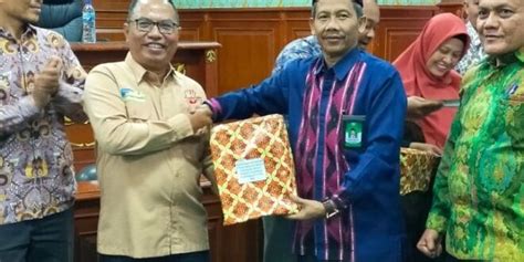 Md Raih Dua Apresiasi Prodi Dengan Indeks Tertinggi Kelulusan Tepat