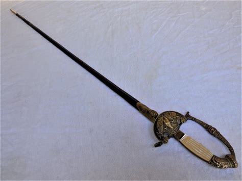 Rare antique triangular French sabre / sword / rapier - Catawiki