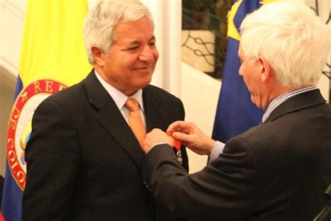 Jean Claude Bessudo Condecorado Con La Orden Nacional De La Legión De Honor En El Grado De