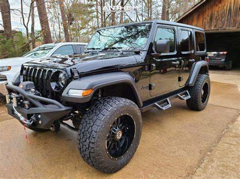 Lifted Jeep Wrangler Rubicon