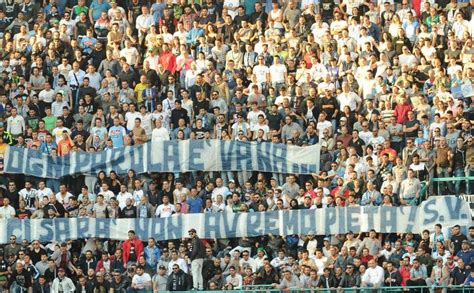 Striscioni Napoli Roma Curva B Ogni Parola Vanase Occasione Ci