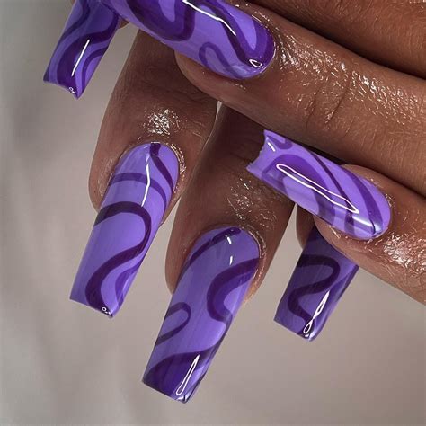 Bettycora Popular Purple Line Painting Press On Nails Purple Acrylic