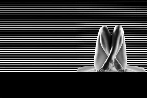 Black White Female Nude Back Shot Royalty Free Images Stock Photos Pictures Shutterstock