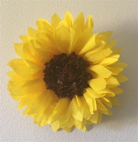 Large 14 Tissue Paper Yellow Sunflower By Macaroniminx On Etsy Sunflower Paper Flowers Paper