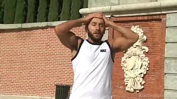The Runner XVIDEOS