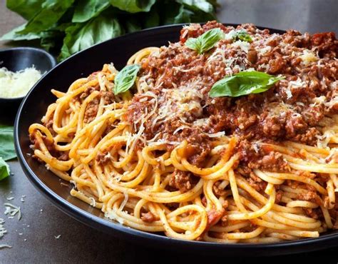 Spagetti Bolonez Tarifi