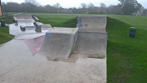 Fareham Park Lane Skatepark - Guide to Fareham Park Lane Skatepark