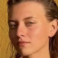 Emely Davis Nude OnlyFans Leaks Fapopedia