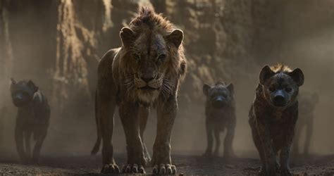 The Lion King Remake's Scar Is Far More Frightening Than the Original