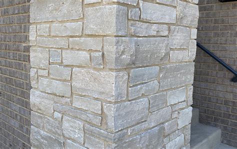 Fond Du Lac Stone Gate Building Stone Veneer Oakfield Stone Company