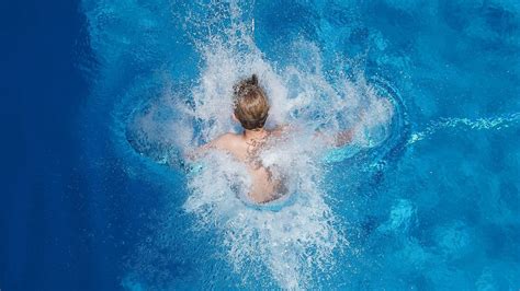 Berlin Brandenburg Freib Der Suchen Noch Rettungsschwimmer F R