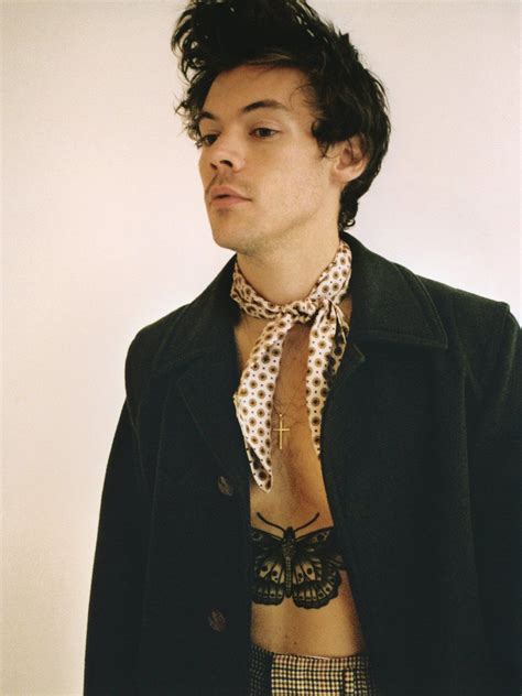 Best Harry Pics On Twitter Harry Styles Photoshoot Harry Styles Photos Harry Styles