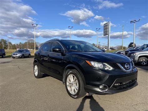 Used Nissan Rogue Sport for Sale (with Photos) - CarGurus