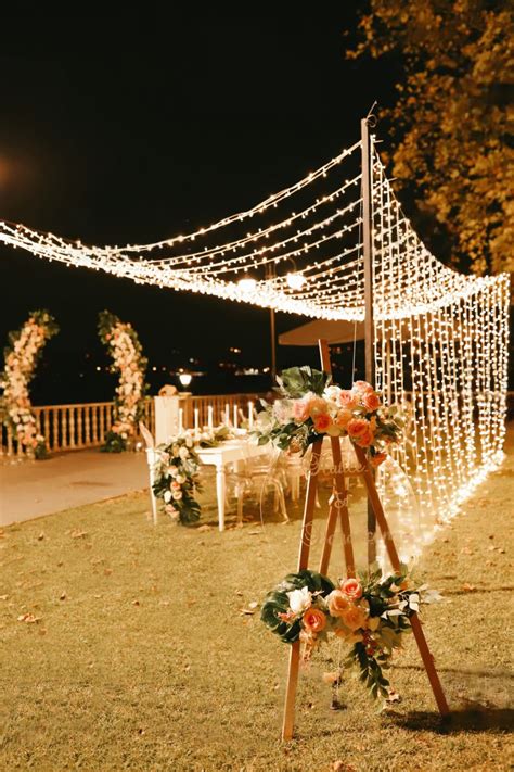 11 Breathtaking Outdoor Wedding Lights Ideas