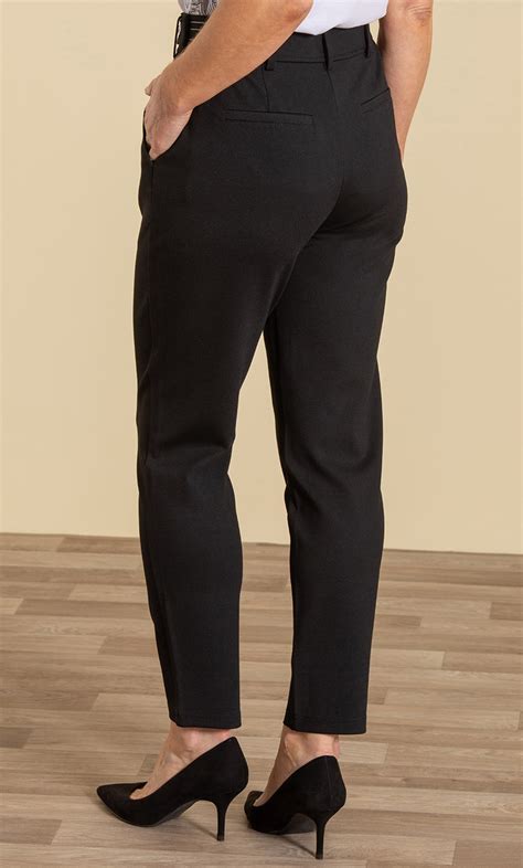 Anna Rose Slim Leg Trousers In Black Klass