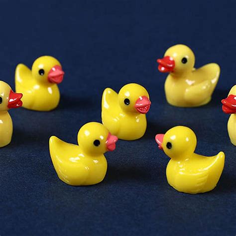 100200pcs Mini Rubber Ducks Miniature Resin Ducks Yellow Tiny Duckies O4o1