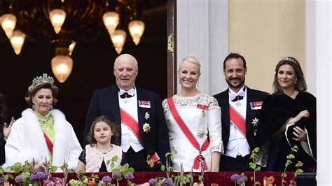 La Familia Real De Noruega En El Ojo Del Hurac N Antes De La Navidad