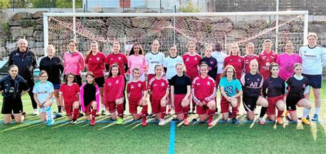 Les féminines du Stade Plabennecois football tracent leur route Foot Amateur Bretagne