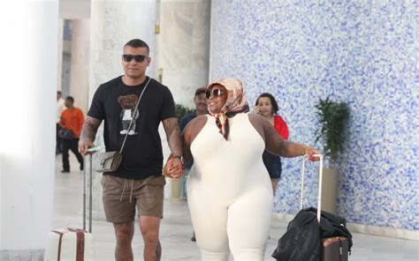 Novo Amor Jojo Todynho Desembarca No Aeroporto De M Os Dadas Novo