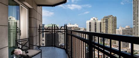 Chicago Luxury Hotels, Downtown - Waldorf Astoria Chicago