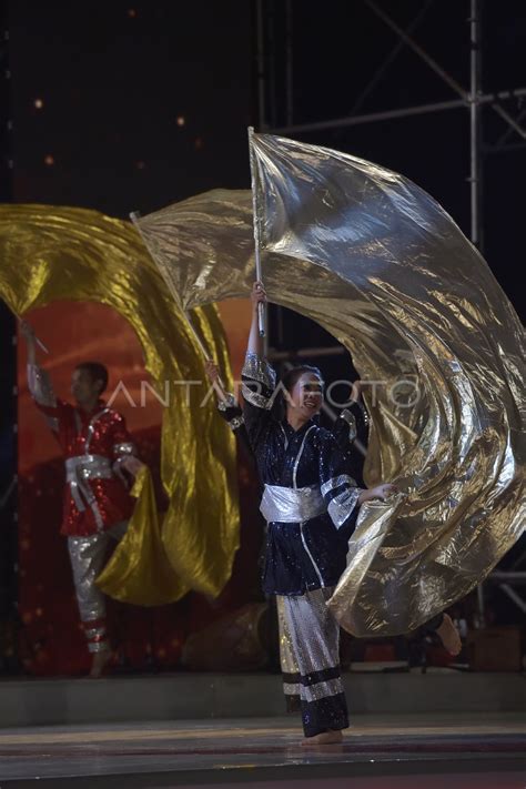 TARIAN PENUTUPAN TAFISA GAMES ANTARA Foto