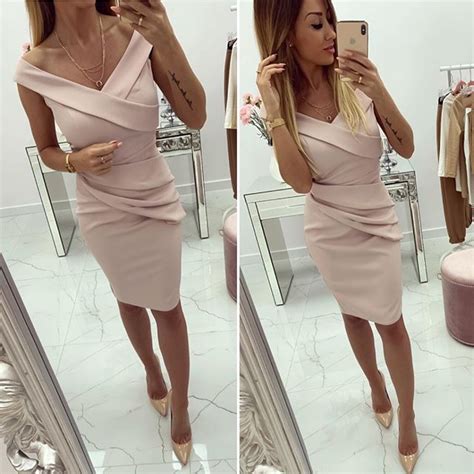 @chicaca.pl · Instagram 照片和视频 | Fashion, Dress, Wrap dress