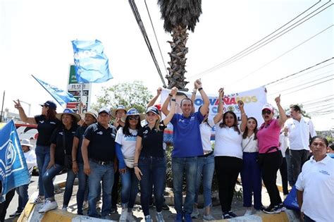 Romina Contreras y Carlos Orvañanos se comprometen a reforzar la