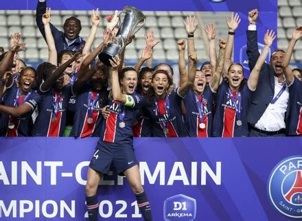 Captain Irene Paredes Psg Teammates Celebrate Editorial Stock Photo ...