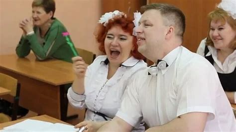 Поздравление родителей выпускникам 9 класса - Смотреть онлайн в поиске ...