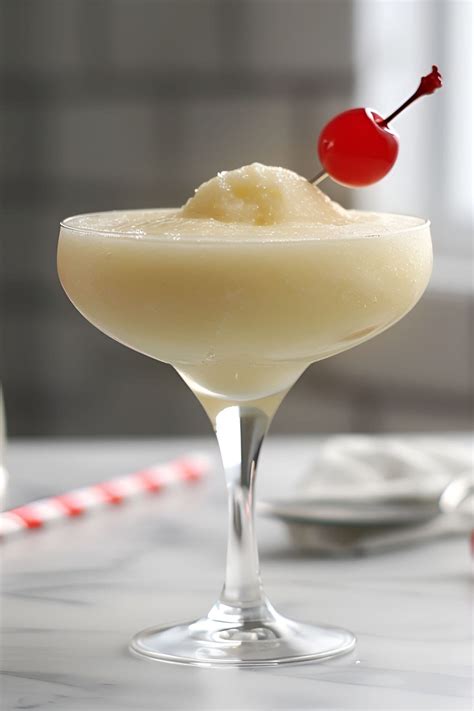 Banana Daiquiri Recipe - Insanely Good