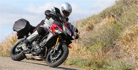 2015 Yamaha Fj 09 First Ride Review Rider Magazine