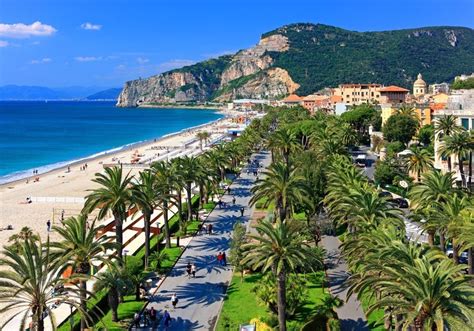 Finale Ligure La Passeggiata Reteluna Genova