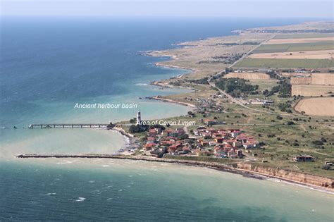 Using archaeological data to infer past relative sea-level positions ...
