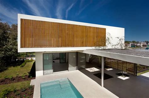 FRN House, Buenos Aires, Argentina property - e-architect