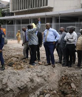 Kinshasa Le Gouverneur Gentiny Ngobila Simpr Gne De Leffectivit Du