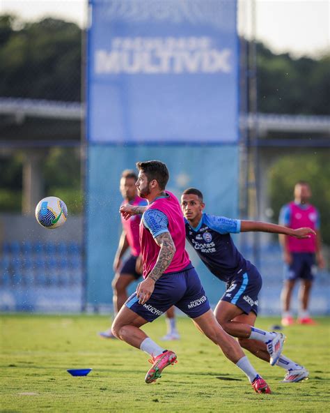 Jornal Correio Ap S Passagem Pelo Futebol Portugu S Goleiro Gabriel