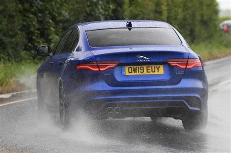 New Jaguar Xe Facelift Review