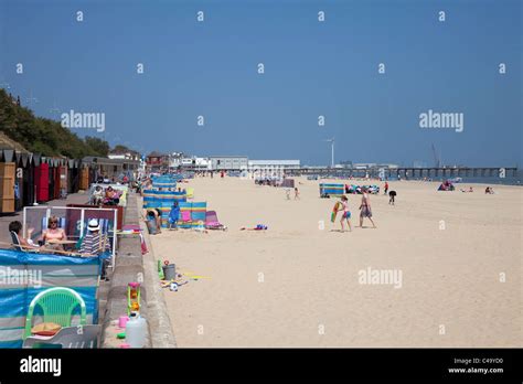 Lowestoft sunrise hi-res stock photography and images - Alamy