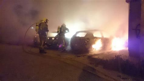 Un Incendio Calcina Cuatro Coches En Gata Y Da A Cuatro M S Noticias