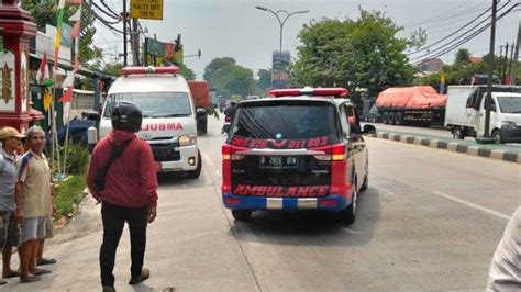 Innalillihahi Wa Inna Ilaihi Rojiun Pasutri Kecelakaan Di Tambak Aji