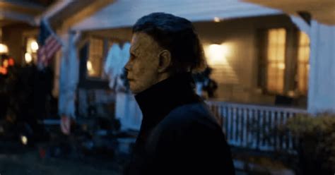 New Official Photo Of Michael Myers From Halloween Released Dead