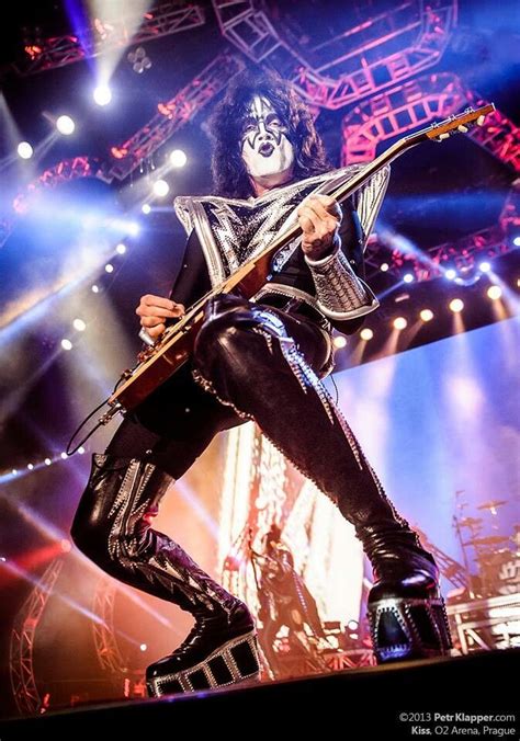 Tommy Thayer Kiss Kiss Band Hot Band Live Rock Thayer Wet Hair